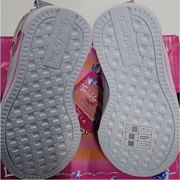 Skechers Twinkle Toe Sneakers - Picture 5 of 6